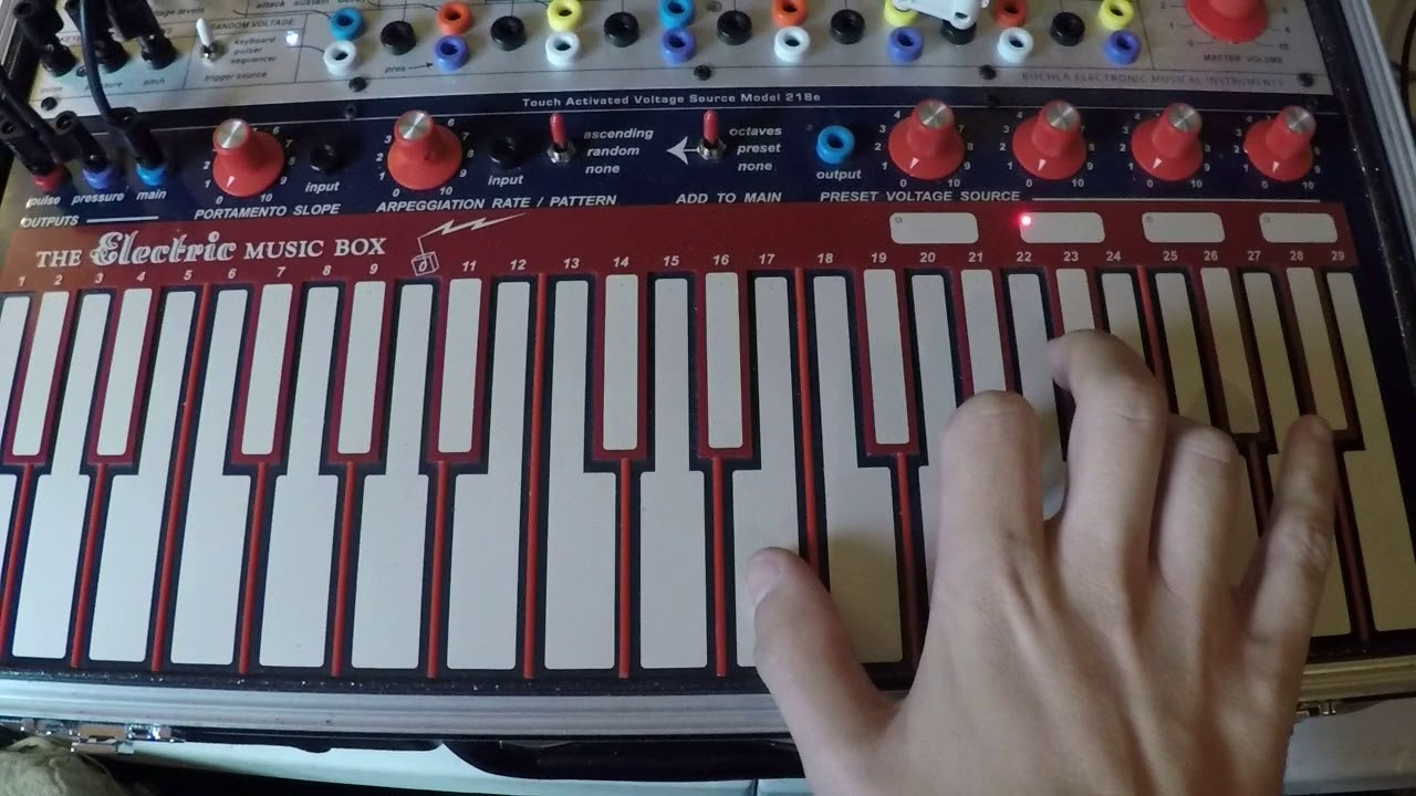 Understanding the Buchla Music Easel Arpeggiator (How to get the Pulser to re trigger)