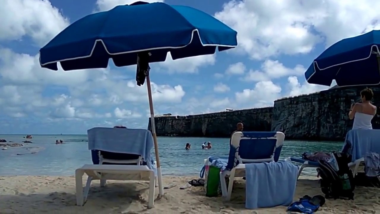 Bermuda Snorkel beach