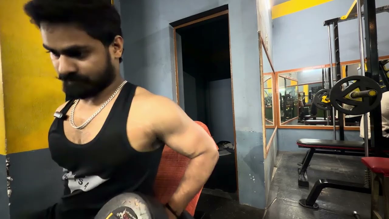 Chest and tricep shoulder me injured hona sa beach gye 