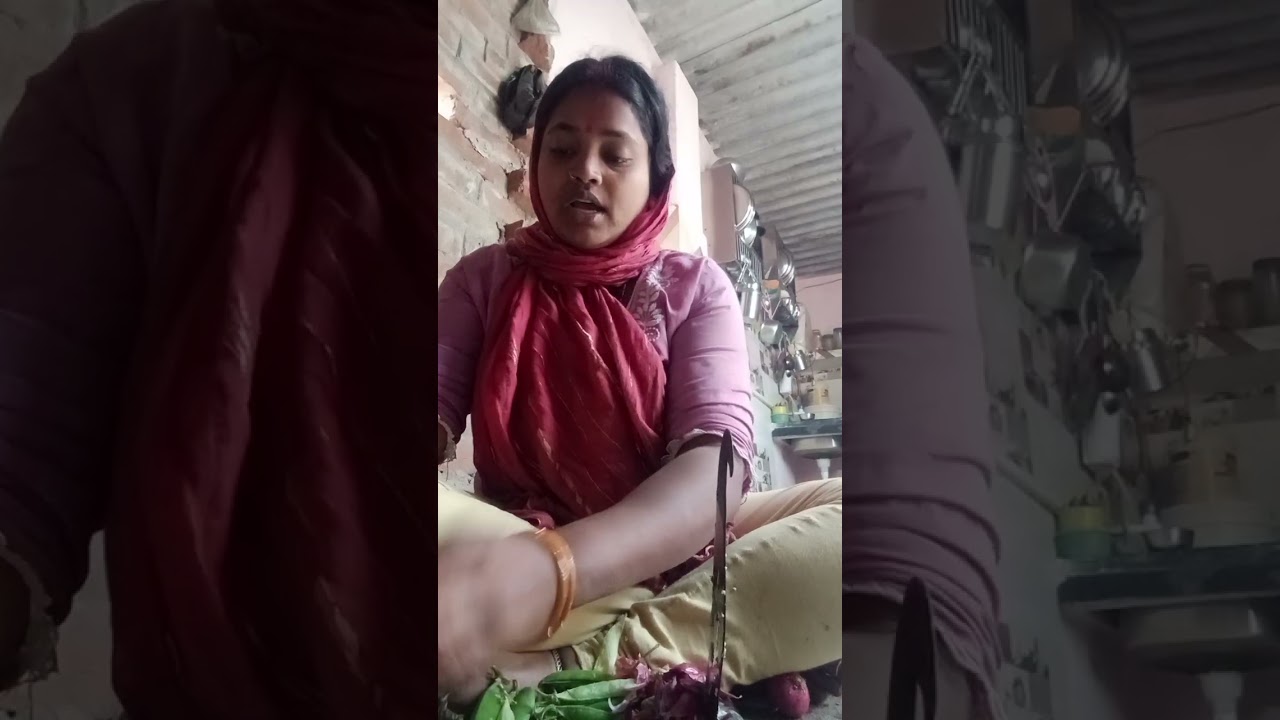 Aaj Maine aalu gobhi ka sabji banaya hai ful video dekhna YouTube family 🤪🙏💯  #viral_video #sarita 