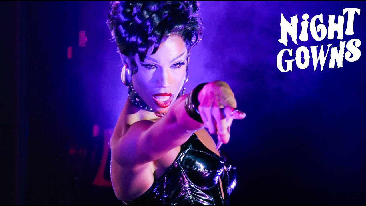 Наоми Смоллс «24hr Dog»/«pussycat» и «Superstar»/«Cuntissimo» на NightGowns, июнь 2025 г.