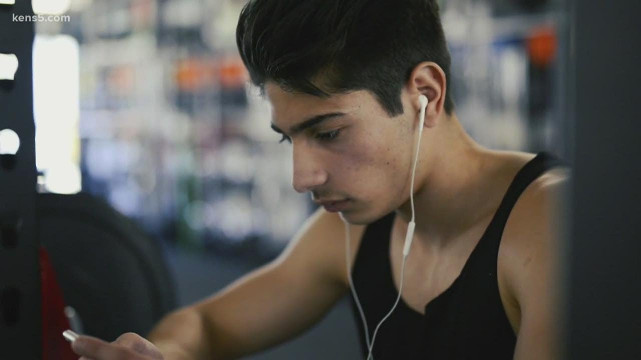 How to protect your ears from bacteria while wearing your favorite earbuds