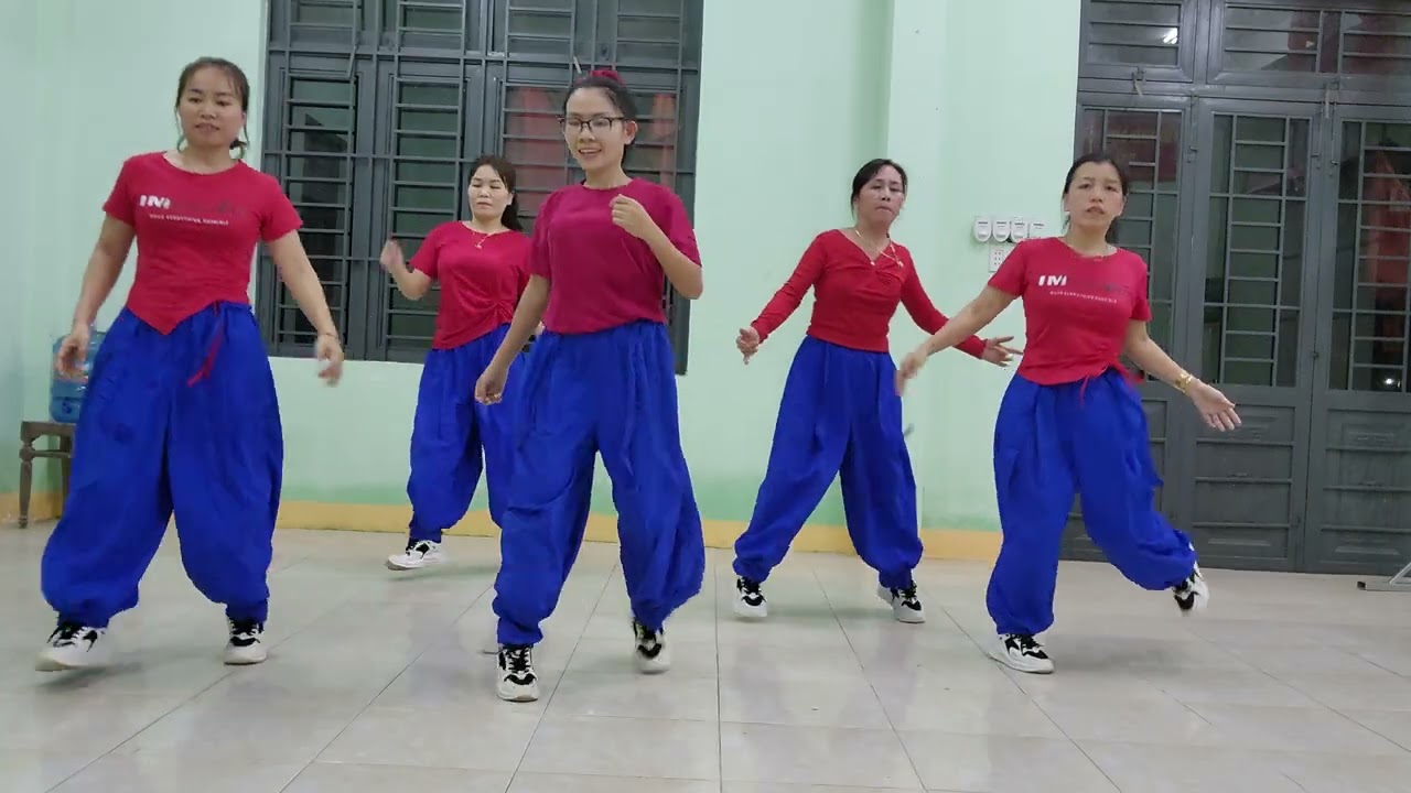 Thôi kệ đi shuffle dance