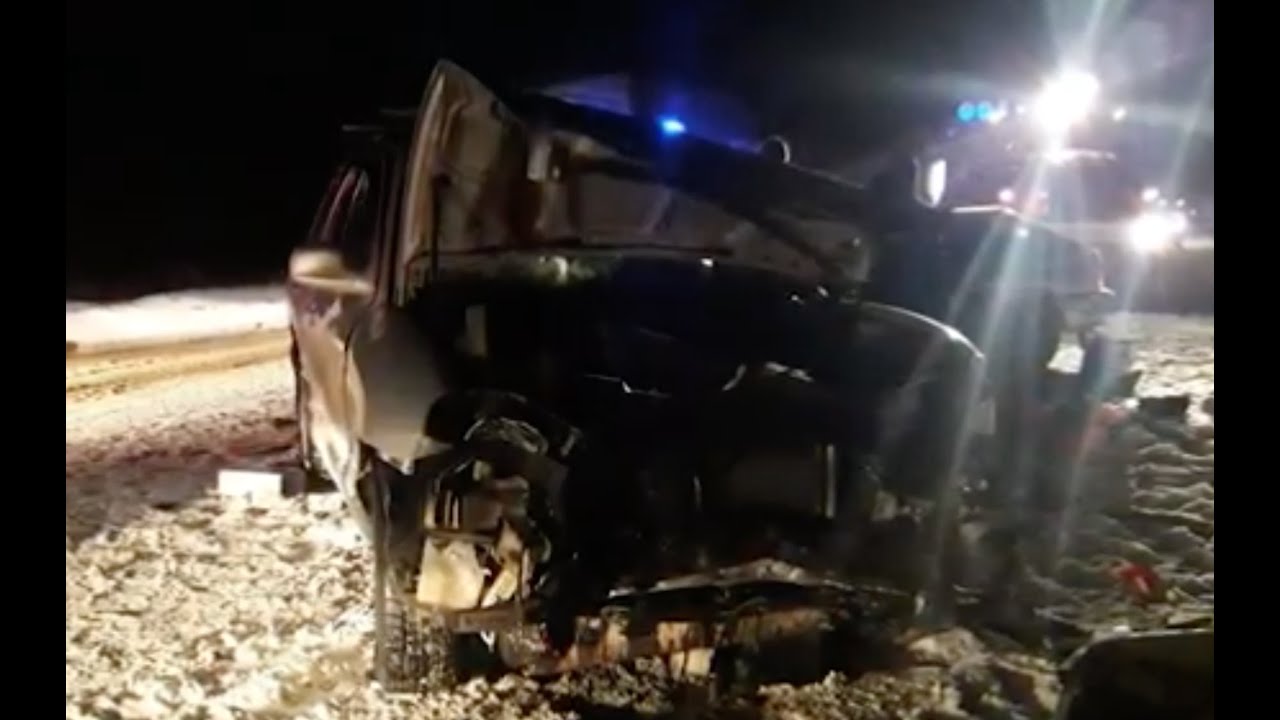 Шесть человек пострадали при ДТП в районе Артей
