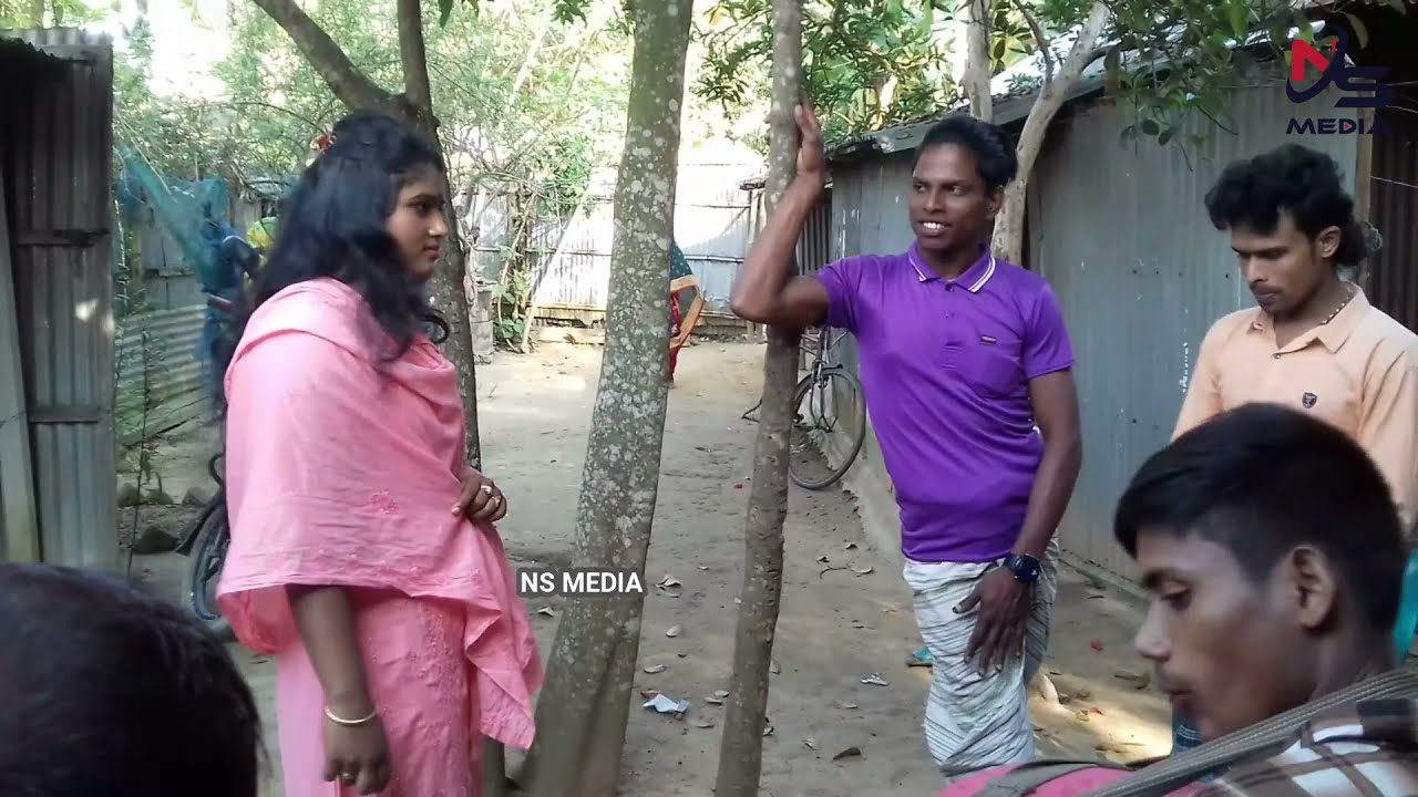 পদ্মা জয়নাল ও নায়ক মনির নায়িকা  আখি কে রিহার্সেল দিচ্ছে ।শানু বান্দার ঘাটে যাইয়া বেইলয় দিছে দরশন