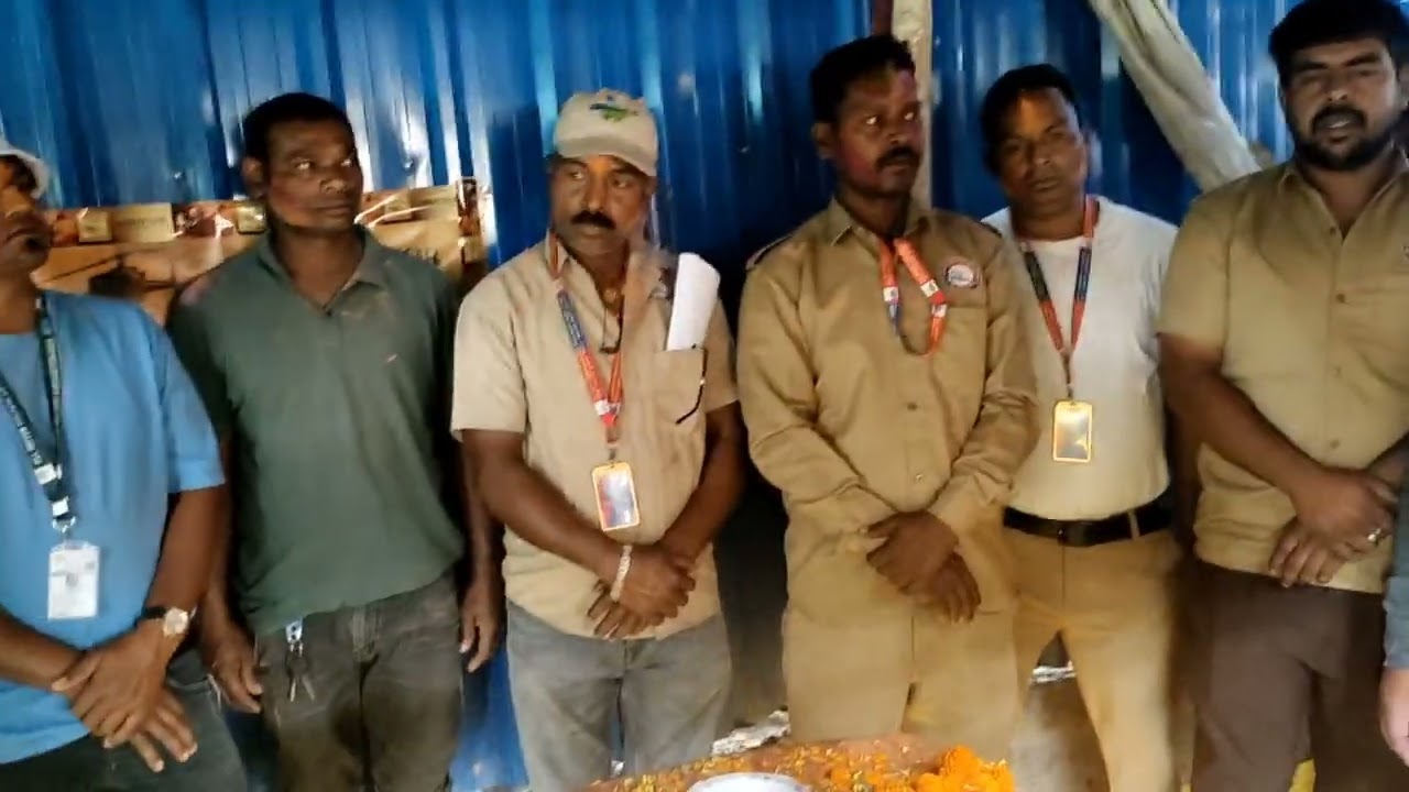 रांची जिला के ऑल ड्राईवर कल्याण संघ द्वारा नामकोम में हाली मिलन समारोह का आयोजन किया गया 