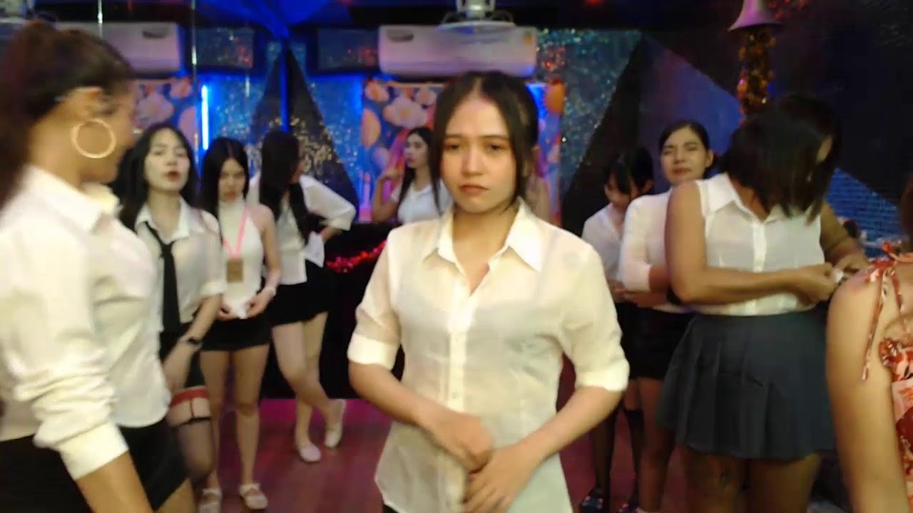 Desire on Soi 6 Live Stream 18/10/26 Happy Birthday Cashier Nam