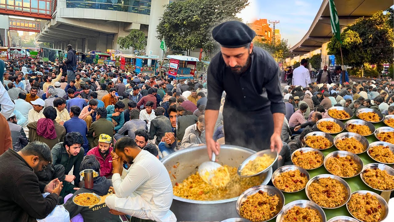 RAMADAN 2025 MOST VIRAL FREE SEHR O IFTAR IN PAKISTAN | TOP TRENDING RAMADHAN STREET FOOD COLLECTION