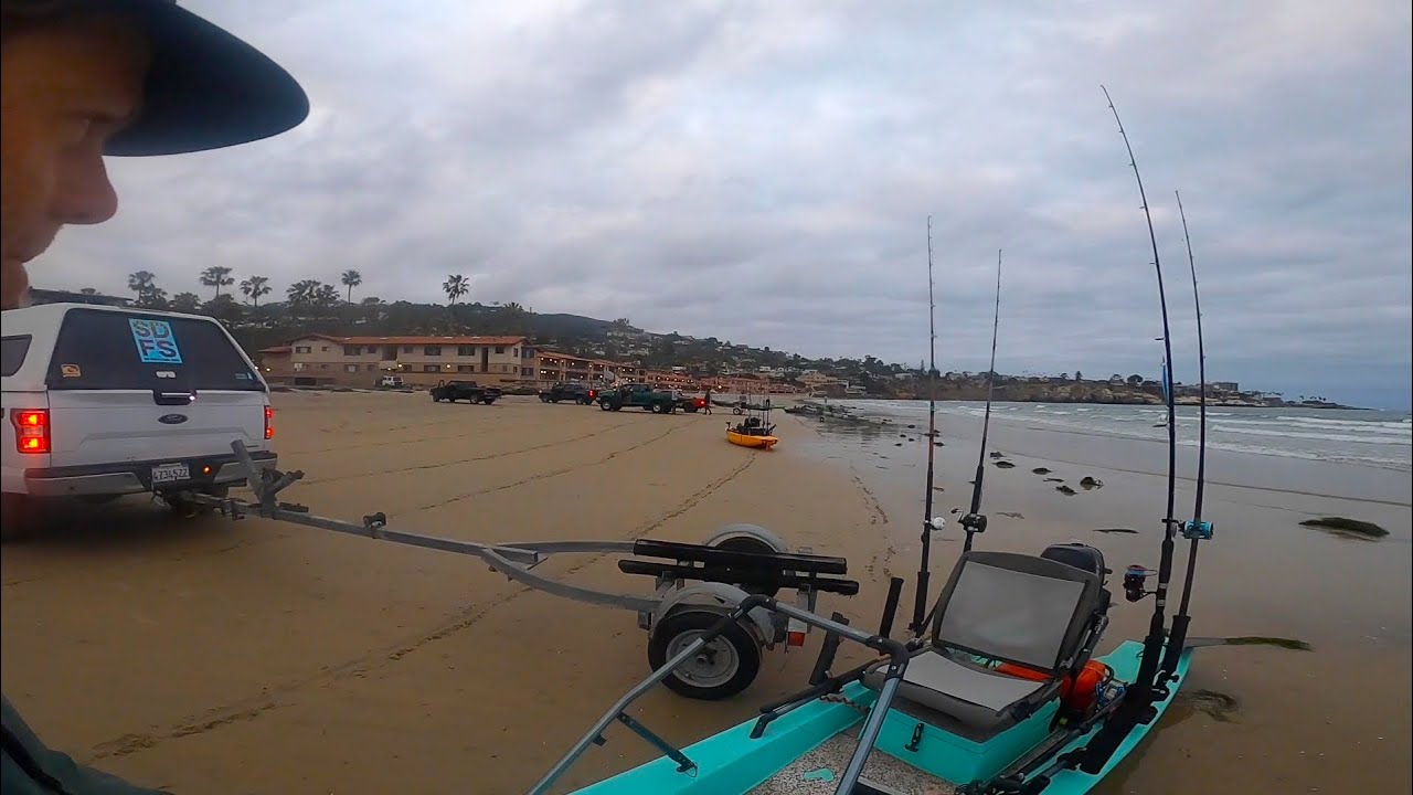 A Ton of Bait & Calico Bass But No Yellowtail | Solo Skiff Fishing La Jolla May 28, 2022