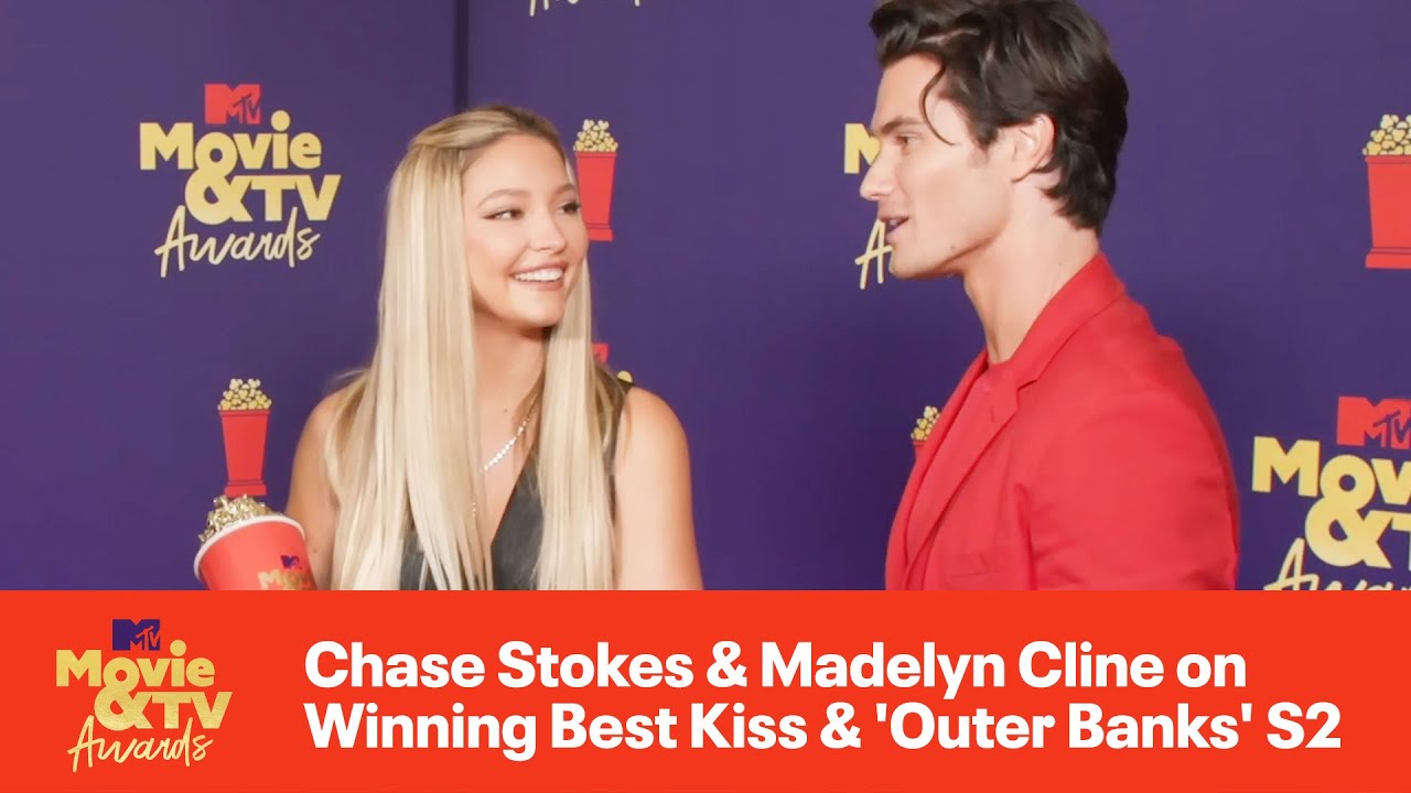 Chase Stokes & Madelyn Cline on Winning Best Kiss & 'Outer Banks' S2 | 2021 MTV Movie & TV Awards