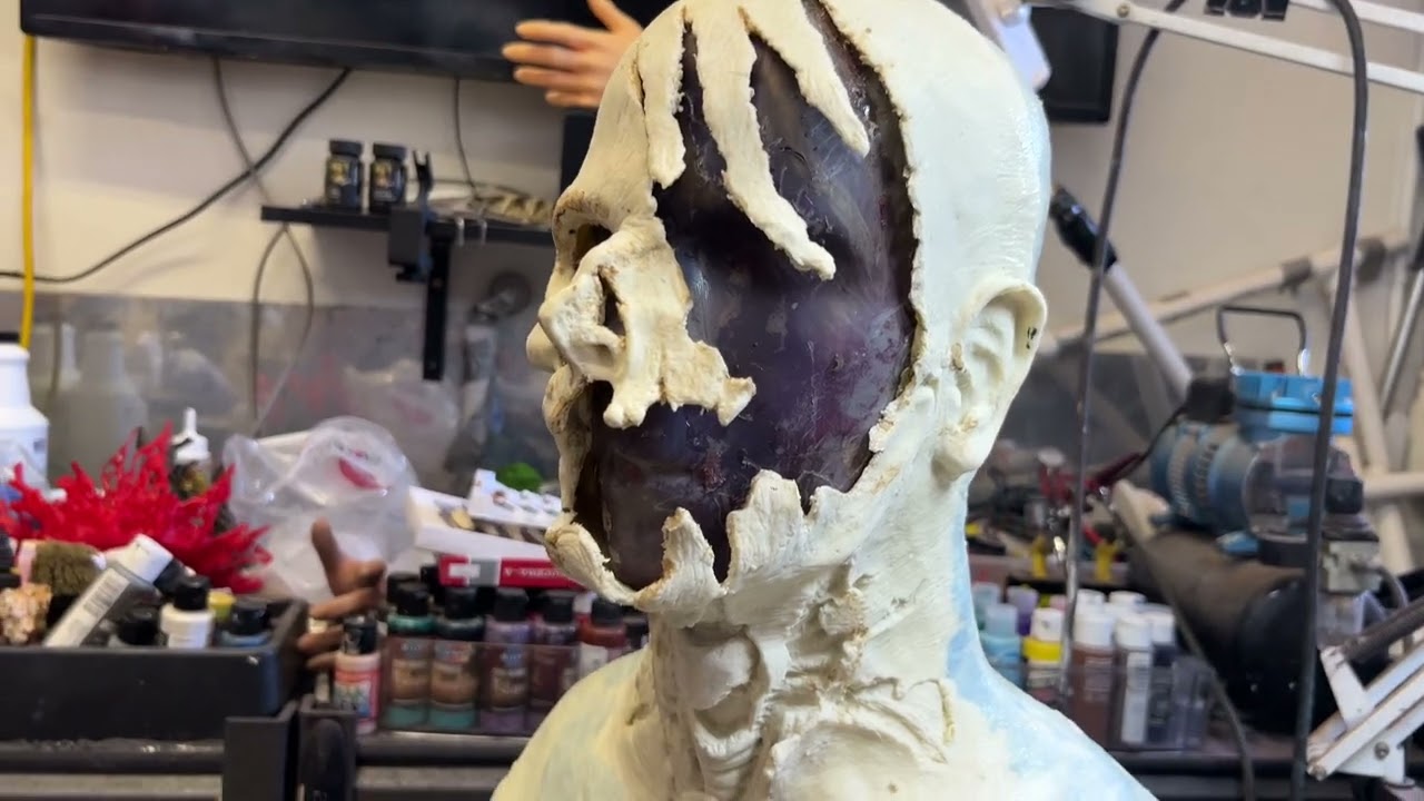 Say it ain’t so! A second helping of “Meatloaf!” (Jack Goodman display bust) 