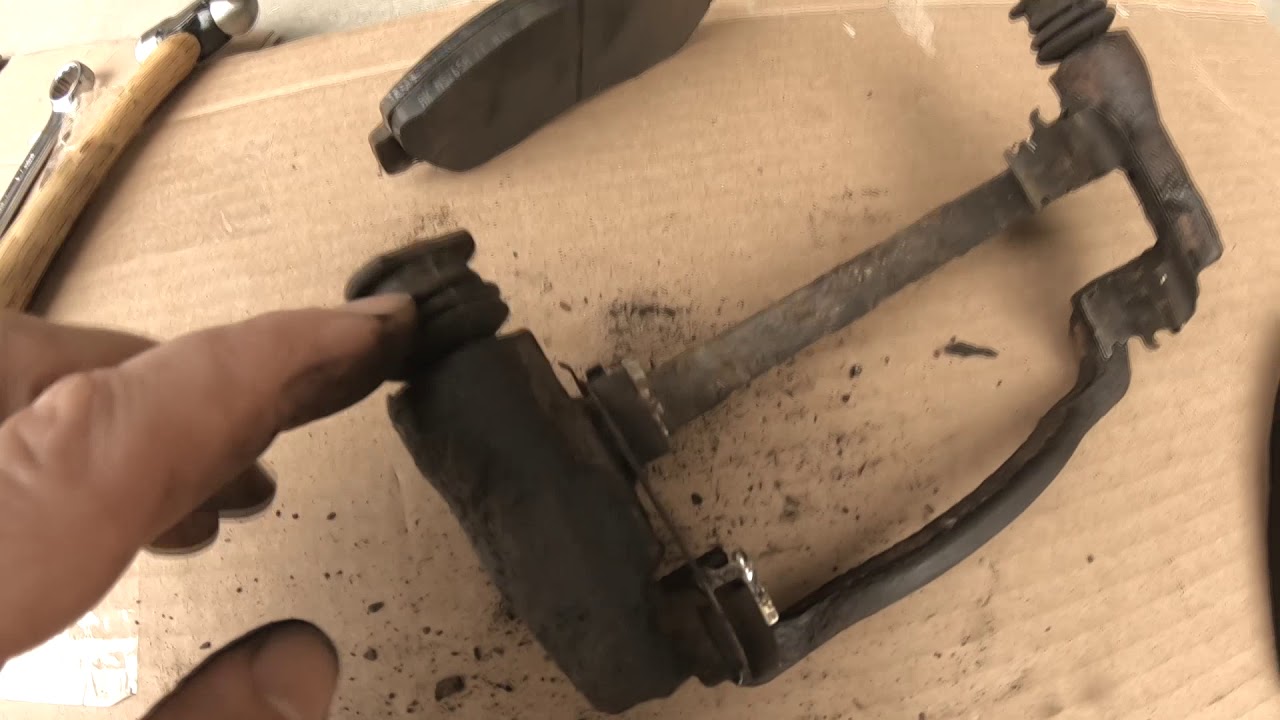 Honda Civic  замена передних тормозных дисков и колодок своими руками. Хонда Сивик ЧАСТЬ 2