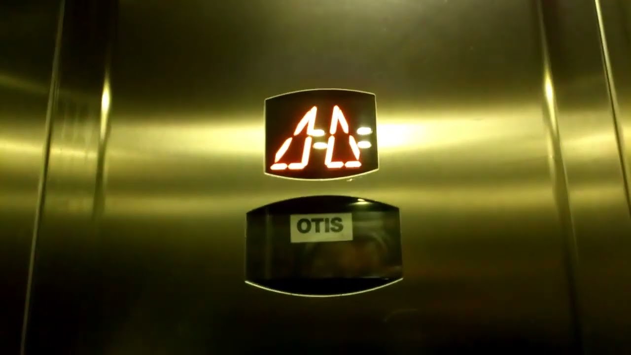 Otis Express Evans Lift- New Look, Jervis Shopping Centre, Dublin