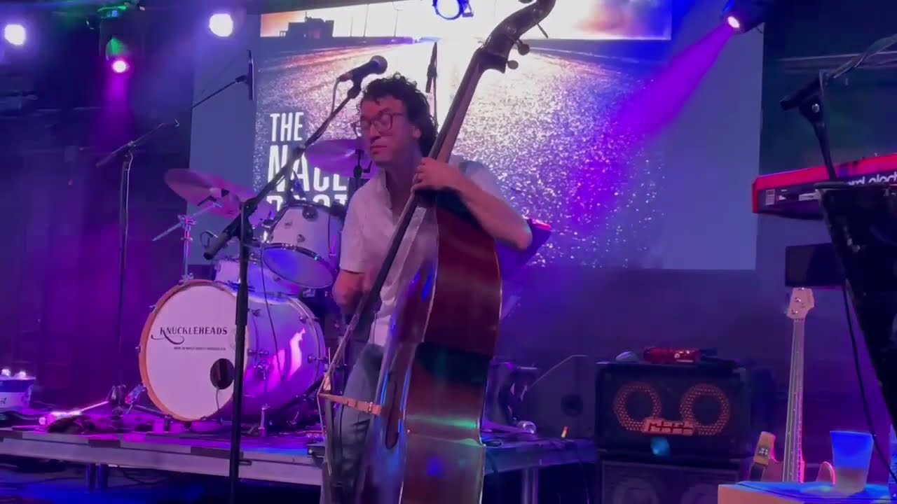 Slap bass solo - Chase McRoy
