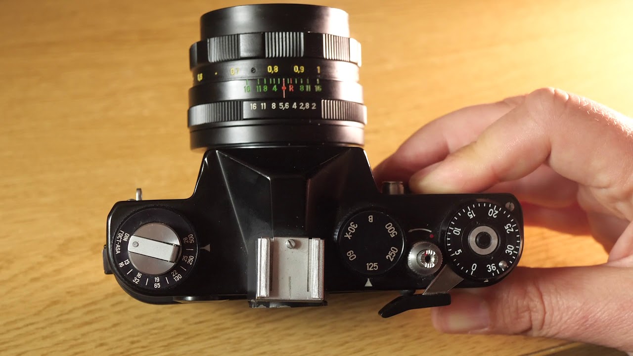 How to load / unload a 35mm film into a Zenit TTL manual camera.