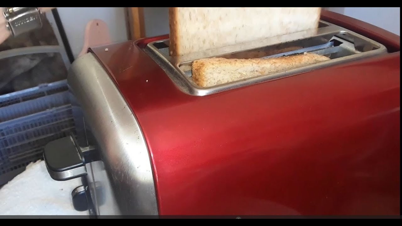 Russell Hobbs Toaster, Can We Fix It, Special at the End. How to fix a toaster