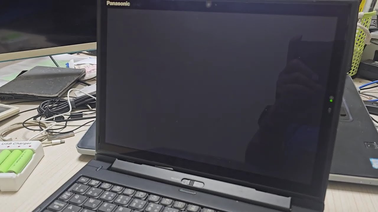 Panasonic CF XZ6 with linux Zorin Os 17