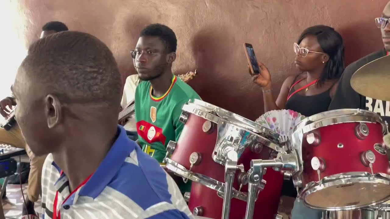 Jumelage Chorale NDP Thiadiaye et Saint Lwanga Gambie : Partie 2 concert