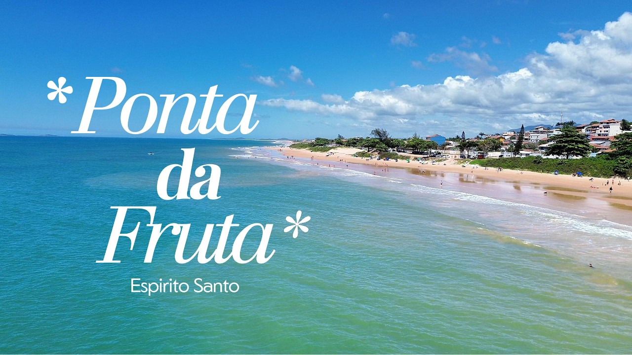 MAR AZUL EM VOO NA PRAIA EM UM DIA DE SOL- PONTA DA FRUTA- ES