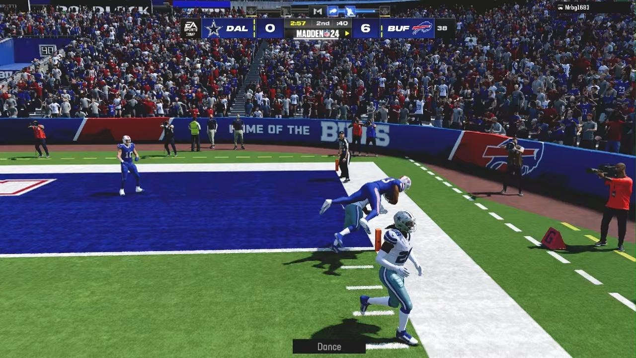 Madden NFL 24 GABE DAVIS DIVING TUDDY