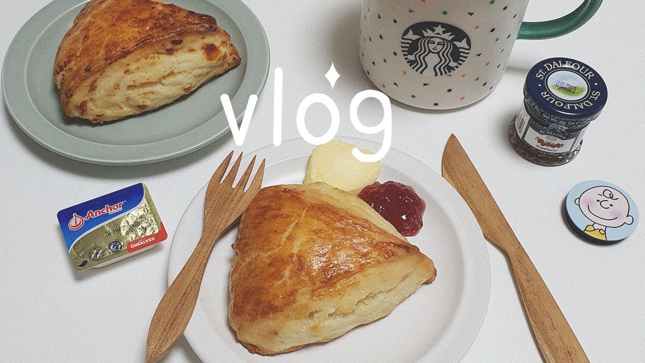 VLOG) 집에서 밥만 먹는 집순이 새댁의 일상 브이로그 | 쌍문동 더블도어, 콘치즈 만들기, 곱창먹방, 사리원돼지국밥, 스콘사랑, 또 응급실떡볶이,,🥰