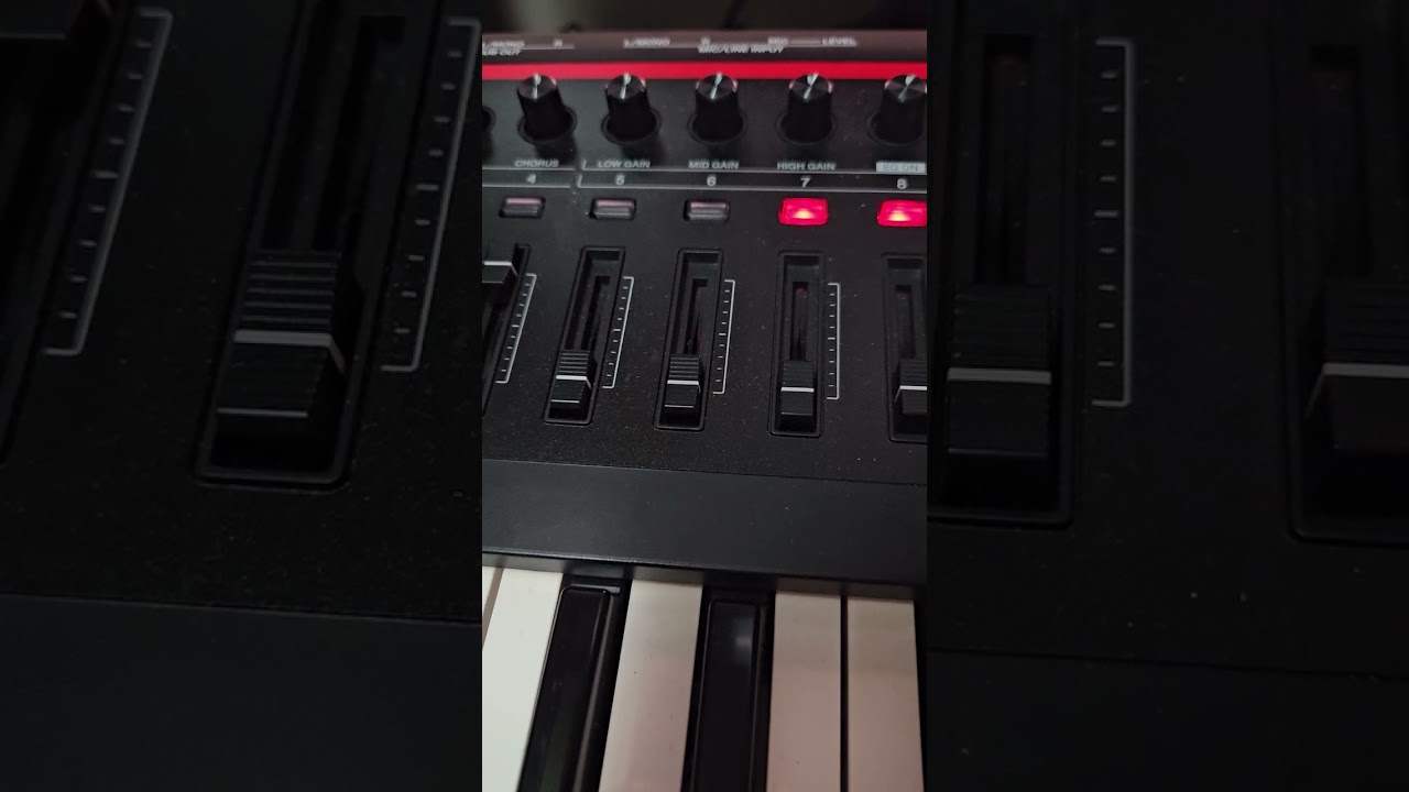 Juzisound 2 & Micro linkovanje boje na Roland - u Fantom-u  (06,07,08) 6, 7, 8