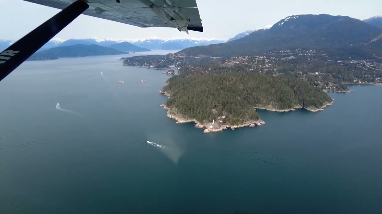 Flight on Harbour Air from Vancouver Harbour to Nanaimo Harbour