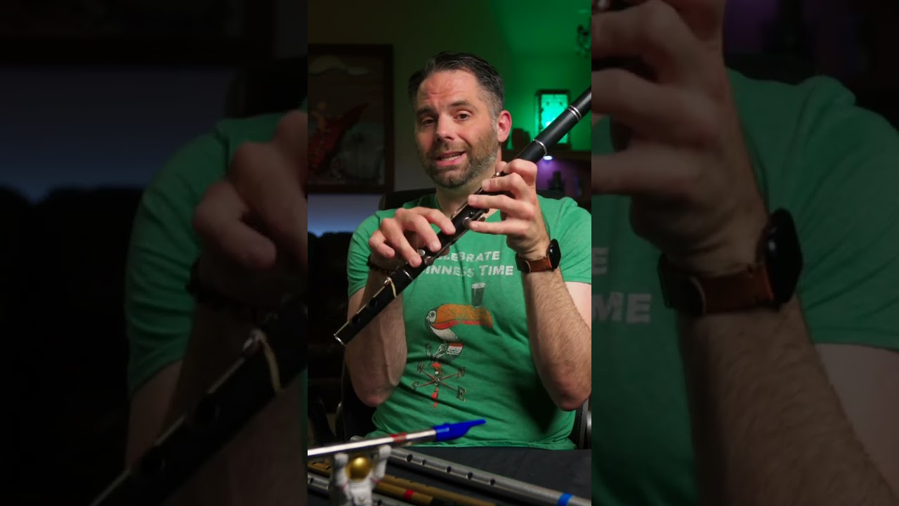 How many keys on that flute? Is it fully chromatic?