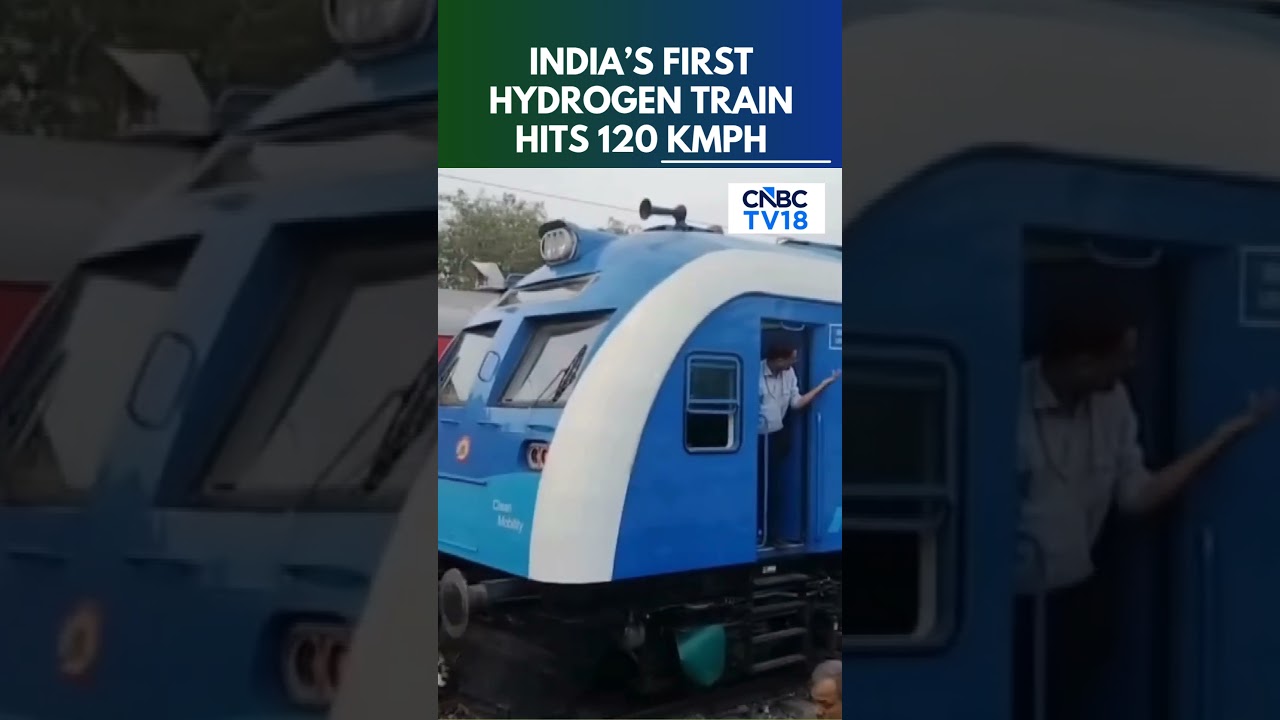 India&rsquo;s First Hydrogen Train Hits 120 Kmph in Successful Final High-speed Trial | N18S | CNBC TV18