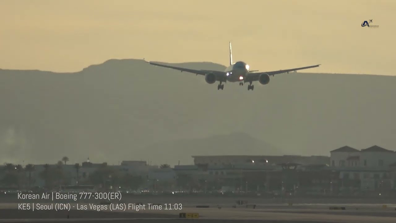 *KOREAN AIR* | Boeing 777-300 Heavy landing at Las Vegas RW 1L #plane #aviation @koreanair