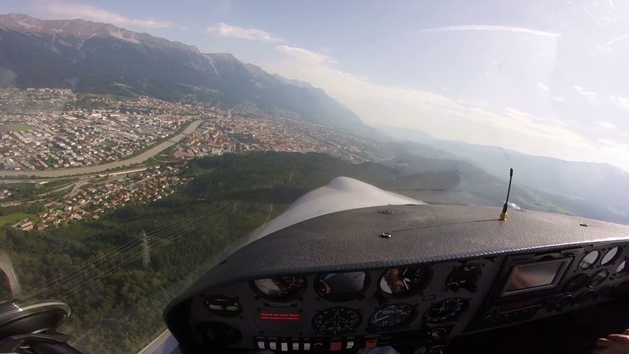 Landeanflug Innsbruck - LOWI - Super Dimona HK36 VFR Flight