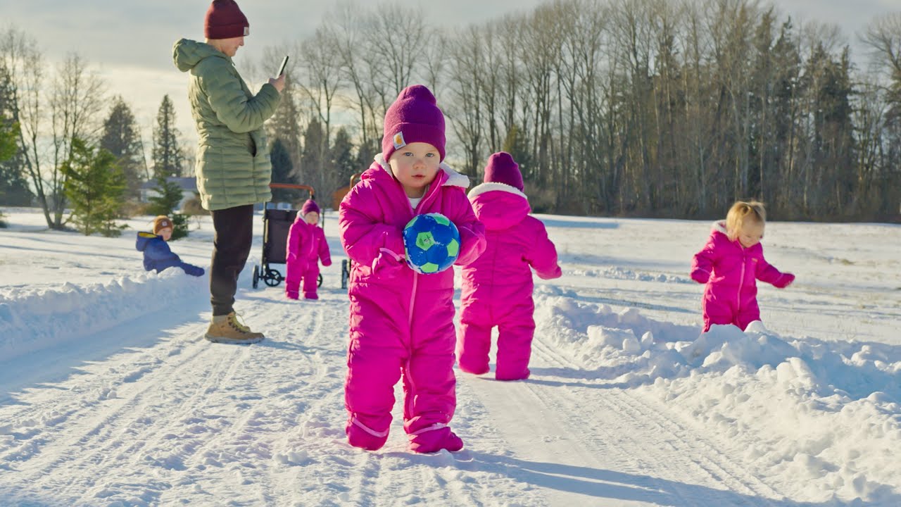 The Kiddos' First Snow Day