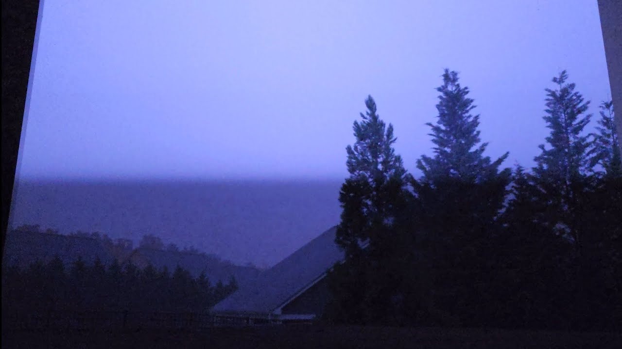Extreme Thunderstorm With Severe Lightning + Deep & Loud Cracking Thunder!!