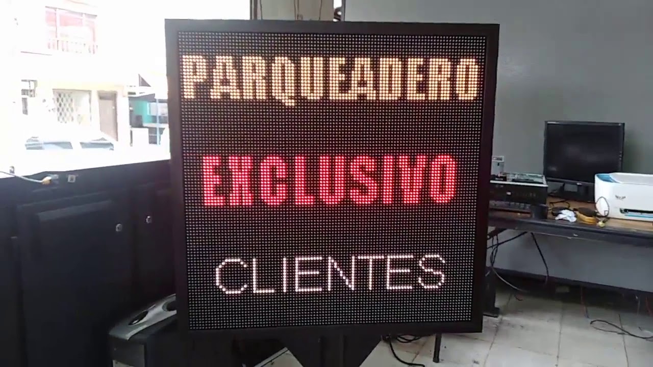 Aviso led Full Color P10 de 96x96cm
