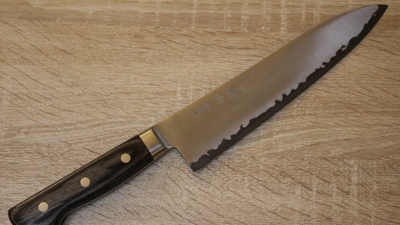 Forzando la pátina de un cuchillo