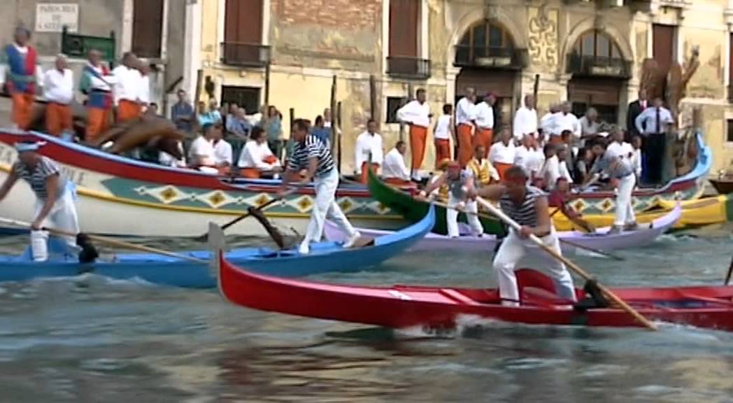 2002 09 01 Regata Storica Uomini su Gondolini a due remi