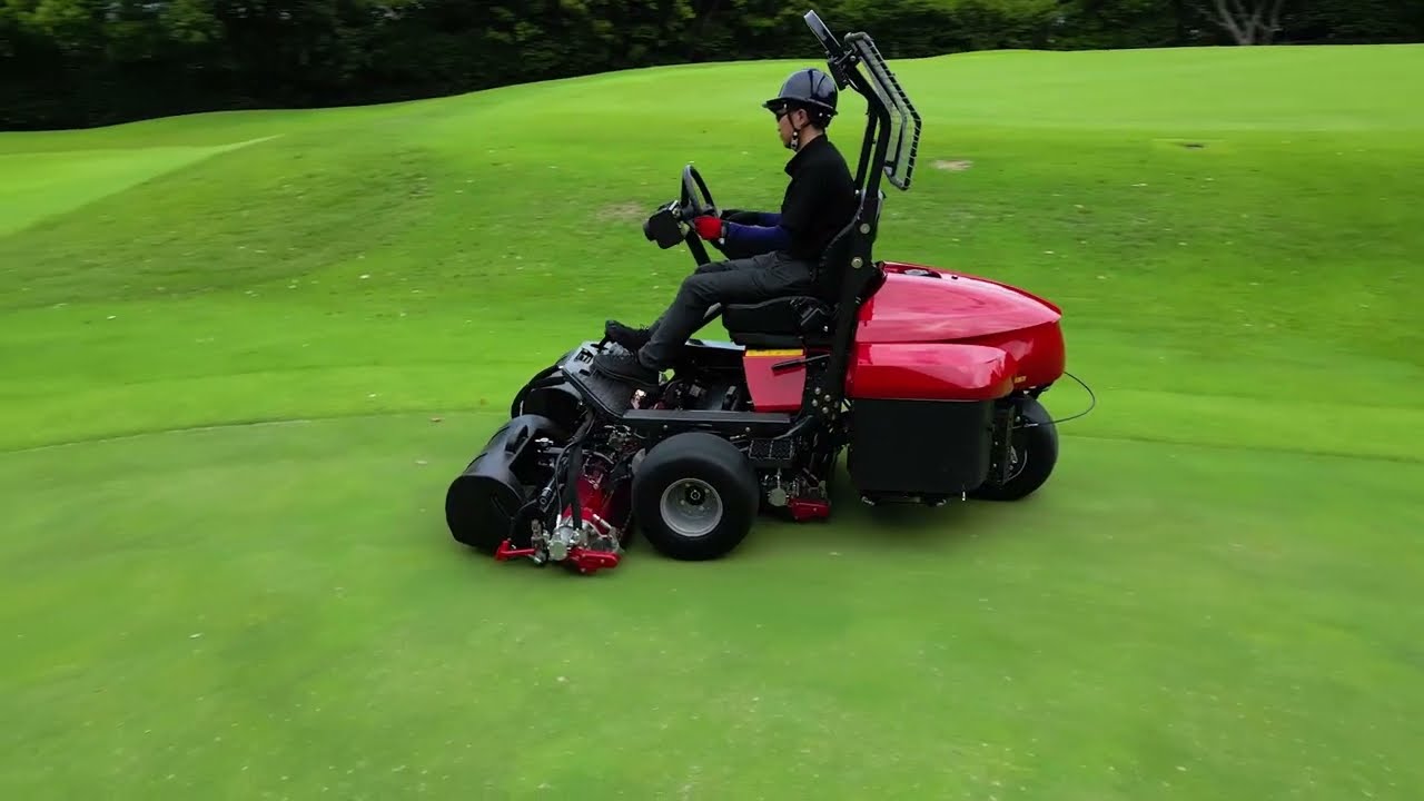 Baroness Riding Greens Mower - LM311