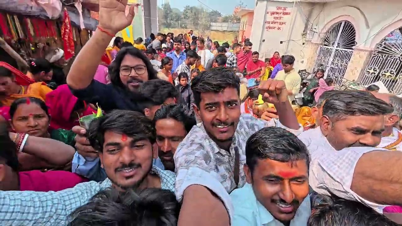 Gopalganj jila ke Kusaundhi ke Shiv Mandir par Mahashivratri ke din huua bheer🥱👏ll budhanbihari 