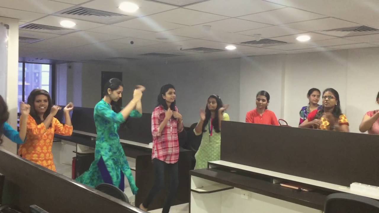 Surprise Garba  at Biztech