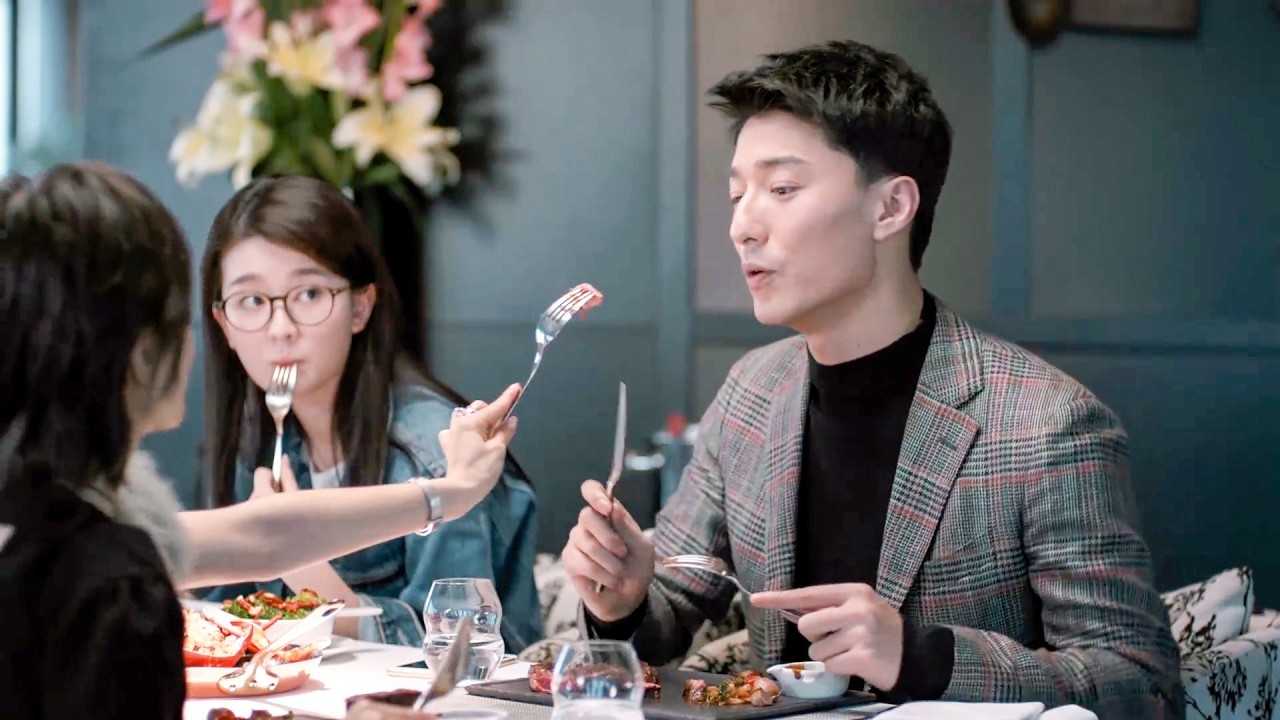 海歸男故意拽英文羞辱窮女孩，哪料女孩是英語天才，一口美式發音驚呆他！