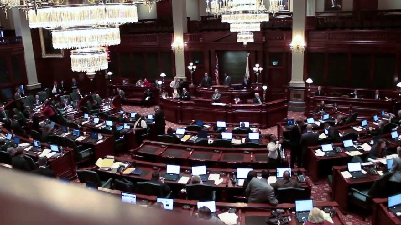 Anti-Corruption Activists Make It Rain on Illinois Politicians