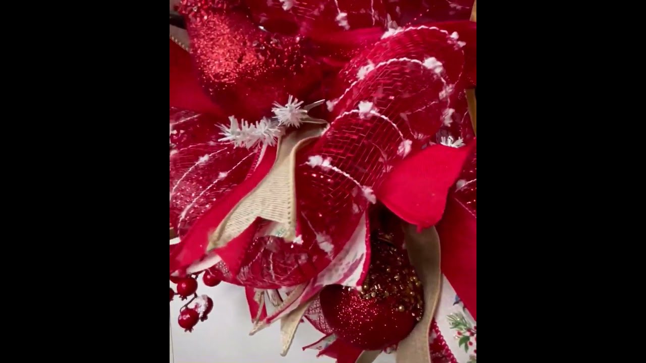 Cardinal Deco Mesh Wreath,Red Bird Wreath,Christmas Wreath,Cardinal Decor,Front Door Decor