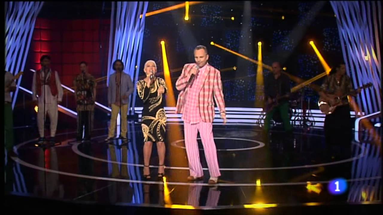 Ana Torroja & Miguel Bosé - Corazones (Especial Papitwo)