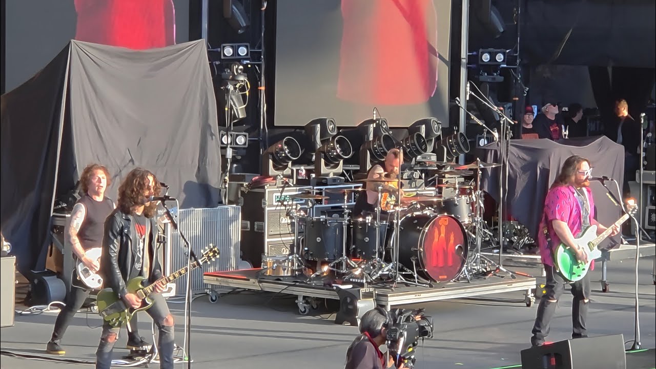 Mammoth  Shoreline Amphitheater,    Mountain View, Ca. Aug. 9, 2025 Full Show 