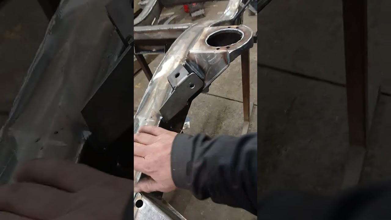 Ремонтный участок Discovery 2 2200 мм от Dixon Fabrication #td5 #discovery2 #offroad #greenlanes