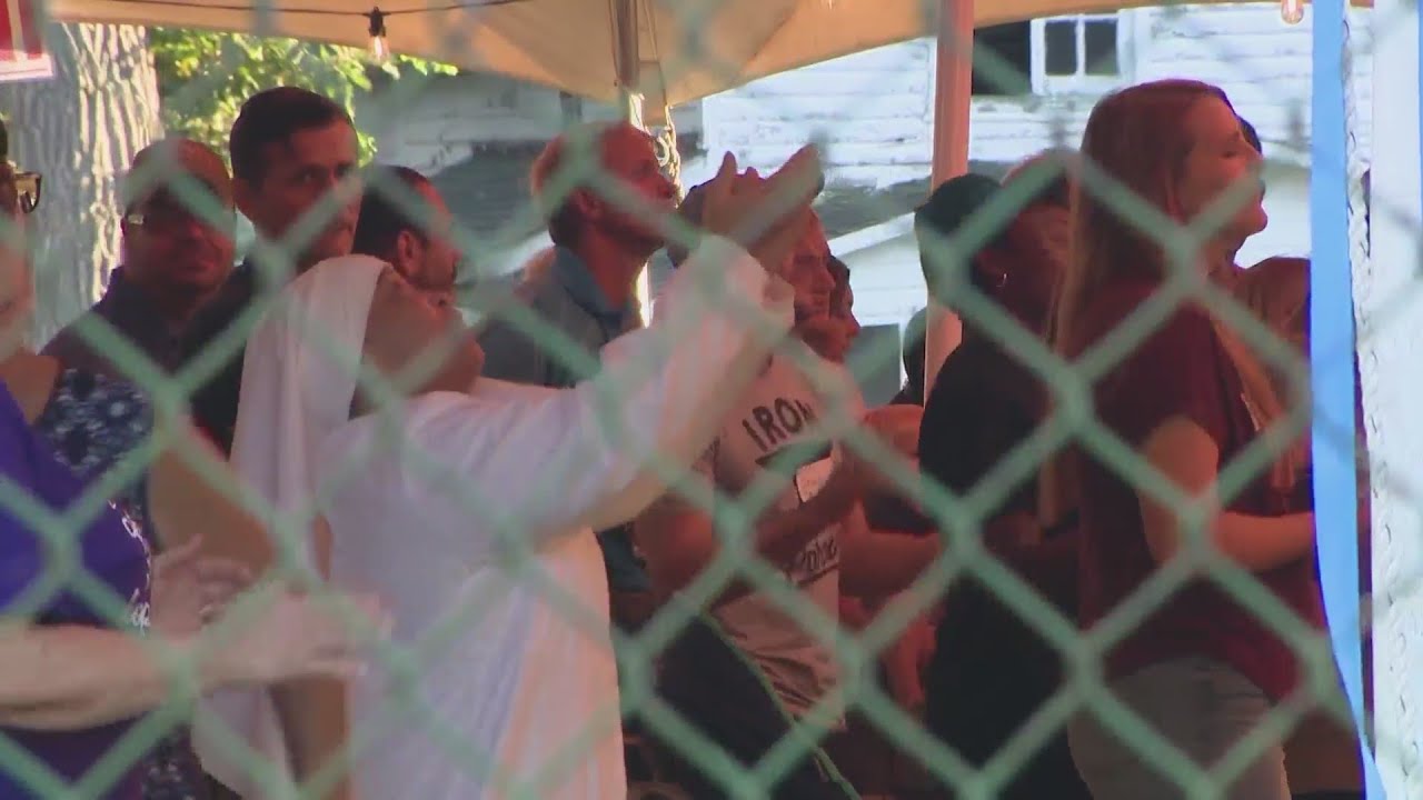 Des Plaines fighting back against 'Big Tent Revival' meetings that are ignoring pandemic