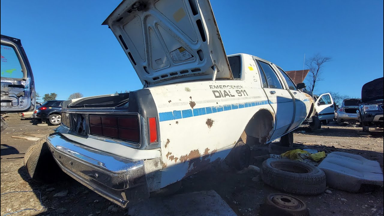 1989 Chevrolet Caprice 9C1 Police Car in the Junkyard!
