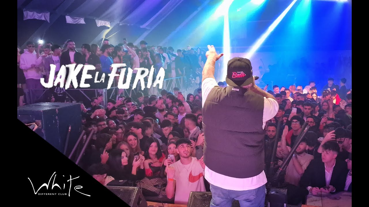 Jake la Furia al White Different Club
