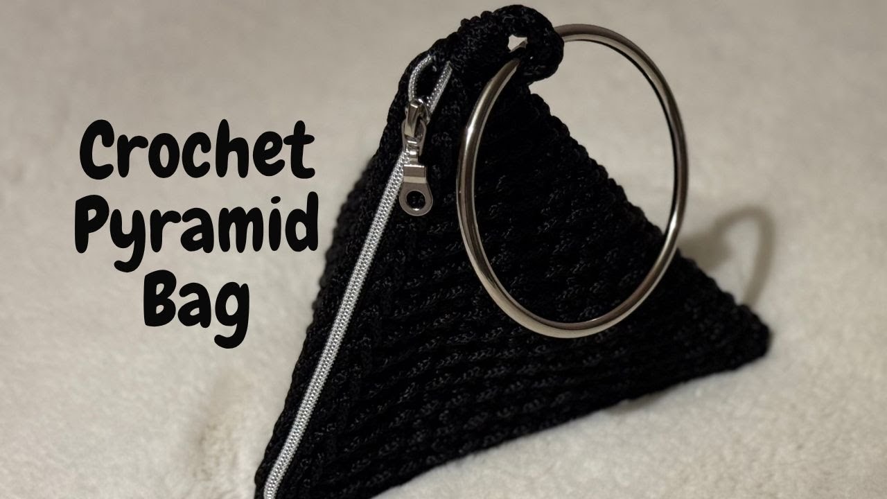 How to Crochet a Trendy Pyramid Bag
