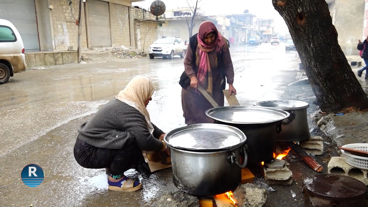 DAYÎKÊN KOBANÊ JI BO ŞERVANÊN DI ÇEPERAN DE XWARINÊ AMADE DIKIN